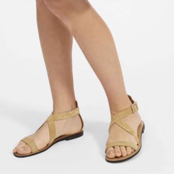 Everlane Shoes - Everlane tan nude modern wrap sandals